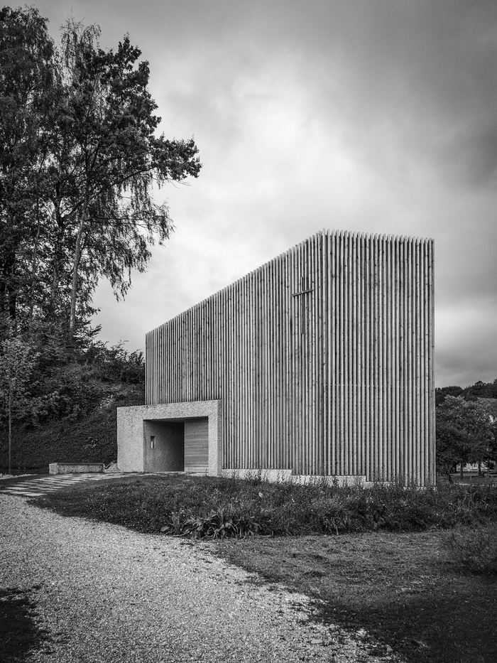 Auferstehungskapelle Straß, Foto: Albrecht Imanuel Schnabel