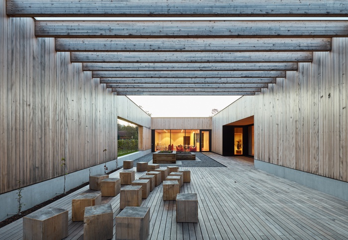 Volksschule Unterdorf, Höchst Bauherrschaft: Gemeinde Höchst Architektur: Dietrich | Untertrifaller Architekten ZT GmbH, Bregenz Fertigstellung: 2017