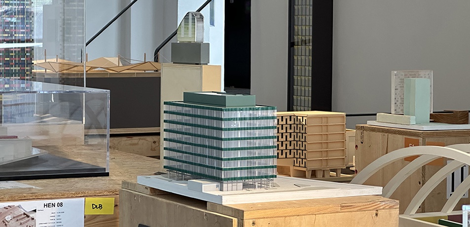 Blick in die Ausstellung "Open Box" – © Sauerbruch Hutton Blick in die Ausstellung "Open Box"