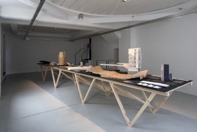 Blick in die Ausstellung „Snøhetta: Relations“ im aut, „Snøhetta and friends – details of collaborations“