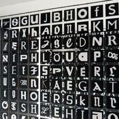 Installation "Alphabet Innsbruck" im aut, © aut