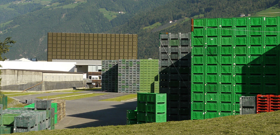 TEXEL – Hochregallager Obstgenossenschaft Naturns, 2012, © Manfred Alois Mayr