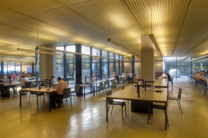 ULB - Universitäts- und Landesbibliothek, Innsbruck