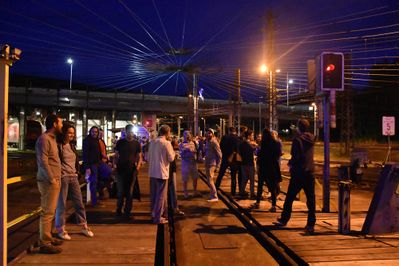 Nächtliche Fahrt auf der  Drehscheibe