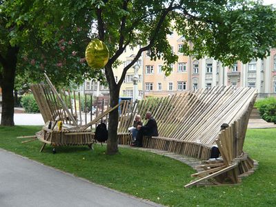 Pressegespräch zu den Architekturtagen – Thomas Moser – Sektionsvorsitzender Architektur, Kammer der Architekten und Ingenieurkonsulenten für Tirol und Vorarlberg im Gespräch mit der Journalistin Gretl Köfler.