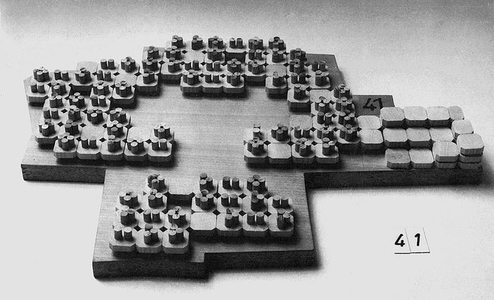 Günther Widmann, Günther Norer und Peter Thurner, 1971 Wohnen Morgen, Oberwart, 1972, Modellfoto