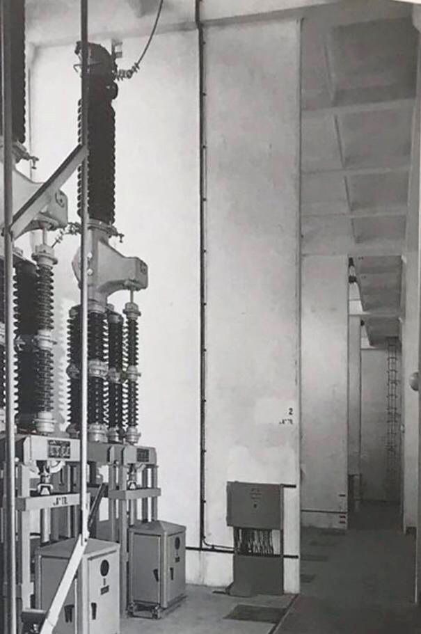 Innenansicht aus einem Beitrag von András Ferkai in „9H“, No 9, 1995