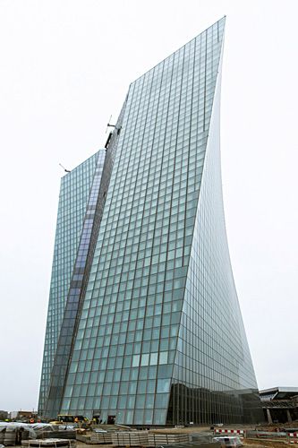 EZB