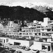 Atelier Mühlau (Andreas Egger, Hanno Schlögl, Heinz Pedrini), Terrassenhaus Sonnleitn, Innsbruck, 1972 – 75