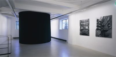 Blick in die Ausstellung "Carl Pruscha: Mein Logbuch"