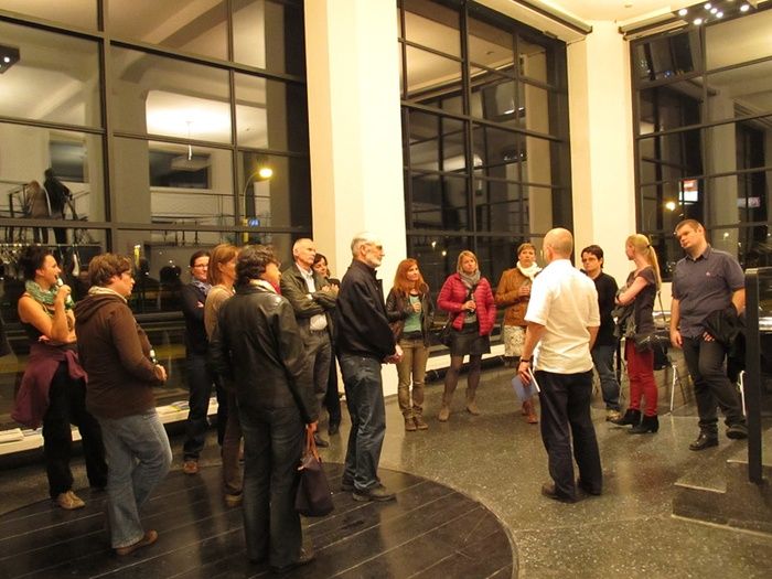 Führung durch die Räume des aut