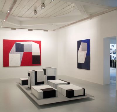 Blick in die Ausstellung "Arthur Salner: Raumbilderwelten" im aut