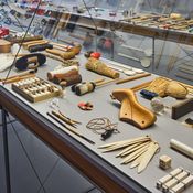 Blick in die Ausstellung "No Name Design" im aut