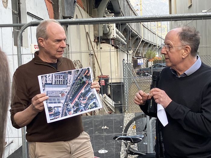 Thomas Giner und Erich Wucherer beim "Vor Ort"-Gespräch zum Wohnbau Kapuzinergasse, 2026