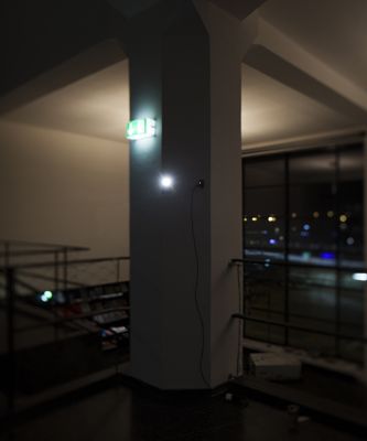 Blick in die Ausstellung "Rens Veltman: Infra und Ultra oder Colonise the Dark"