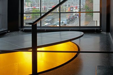 LOOSE ENDS – Blick in die Ausstellung im  aut .   Foto: © Günter Richard Wett