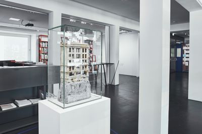 Kunst in der Lesezone im vai | Judith Saupper: o.T. (Gute Alte Zeit II)