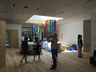 "Bildungszentrum Gerlos" – Führung mit den Architekt*innen Mario Dallaserra, Claudia Gast und Benedikt Hörmann (Unisono) durch das 2021 fertiggestellte Bildungszentrum Gerlos – in Kooperation mit Dorferneuerung Tirol