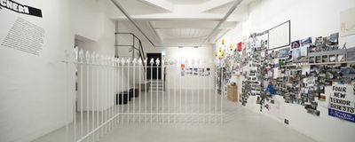 Matthias Megyeri: Sweet Dreams Security® – Layout – Blick in die Ausstellung