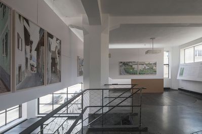 Blick in die Ausstellung "Walter Niedermayr: Koexistenzen" im aut
