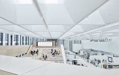 Auszeichnung des Landes Tirol für Neues Bauen 2020: Swarovski Manufaktur, Wattens, 2015 – 2018 (Architektur: Snøhetta Studio Innsbruck)