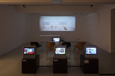 Blick in die Ausstellung "20 jahre architektur und tirol"