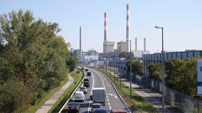 Filmstill "Ein Ort, der Gold wert ist..."